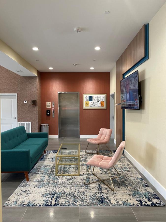 Palace Inn Blue Houston East Beltway 8 Экстерьер фото