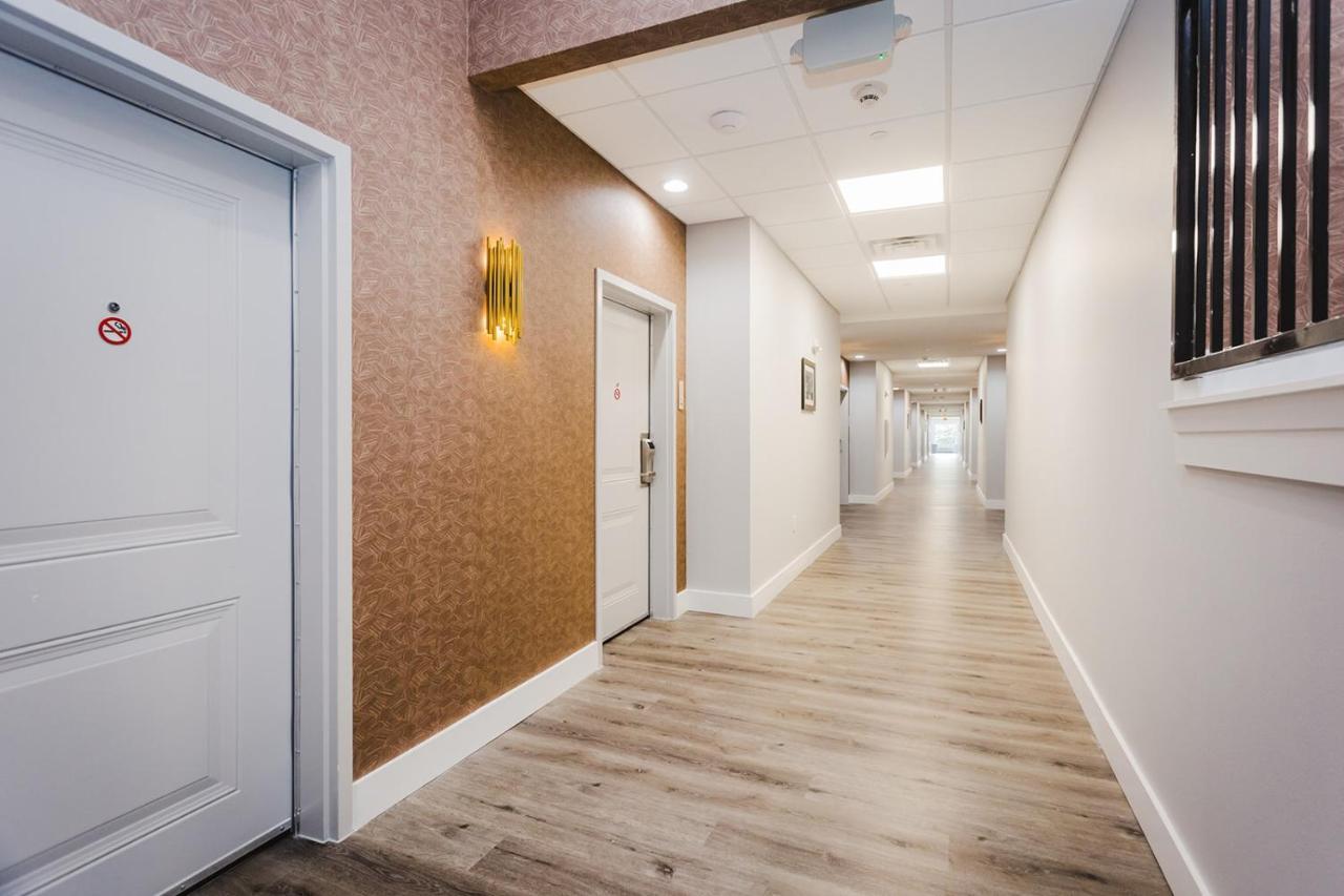 Palace Inn Blue Houston East Beltway 8 Экстерьер фото