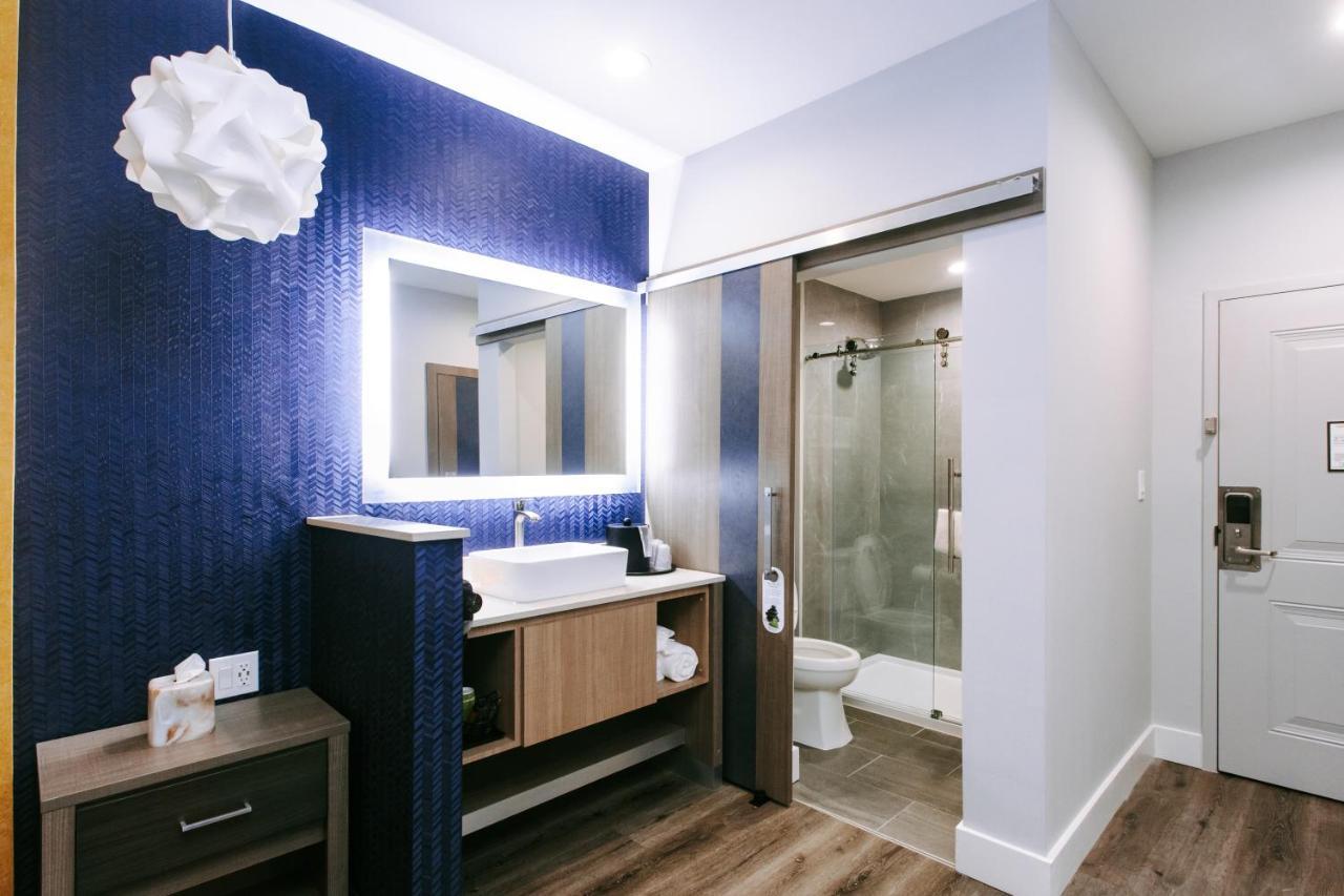 Palace Inn Blue Houston East Beltway 8 Экстерьер фото